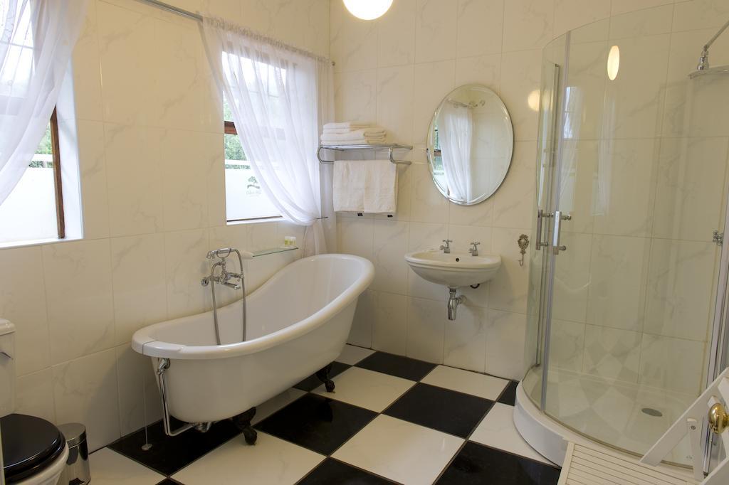Olive Hill Country Lodge Bloemfontein Bagian luar foto