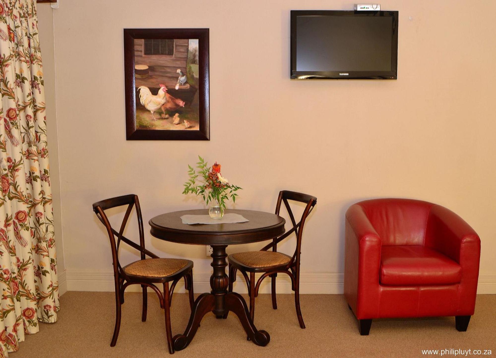 Olive Hill Country Lodge Bloemfontein Bagian luar foto