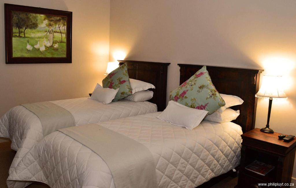 Olive Hill Country Lodge Bloemfontein Ruang foto
